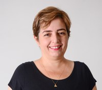 Foto de Denise Helena Araújo, Escritório de Apoio Institucional ao Pesquisador (EAIP)